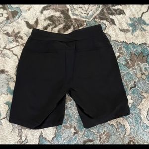 Athleta Black Trekkie Bermuda Shorts 6